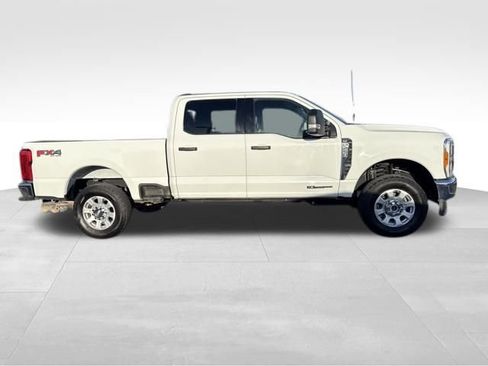 Used 2023 Ford F250 XLT w/ FX4 Off-Road Package image 6