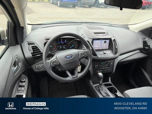 Used 2017 Ford Escape SE w/ Equipment Group 201A FWD image 12
