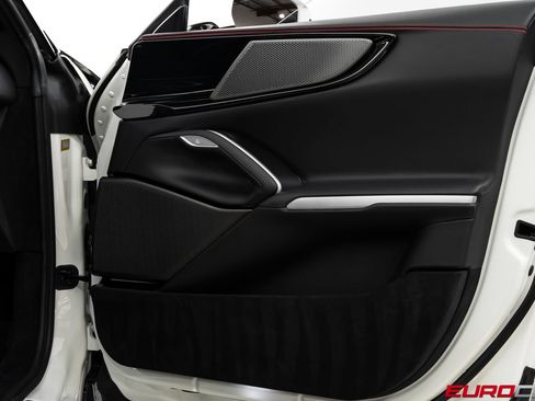 Used 2025 Ferrari Purosangue AWD/4WD image 32