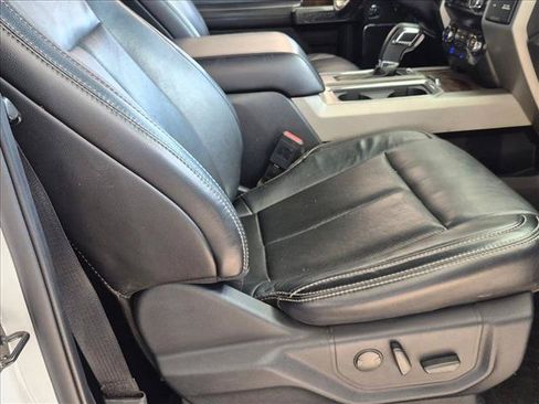 Used 2020 Ford F150 Lariat RWD image 19