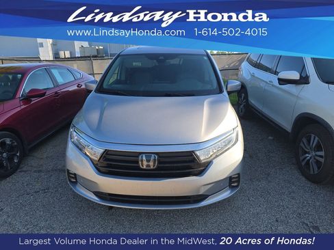Used 2022 Honda Odyssey Touring image 2