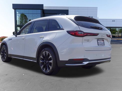 Certified 2024 MAZDA CX-90 Plug-In Hybrid w/ Premium Plus AWD/4WD image 7