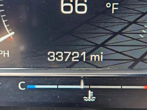 Used 2025 GMC Sierra 1500 SLT image 10