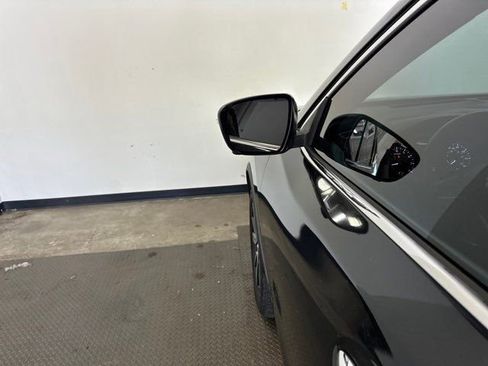 Used 2017 Nissan Rogue SL w/ SL Premium Package image 11