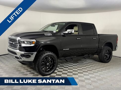 Used 2019 RAM 1500 Laramie AWD/4WD image 1