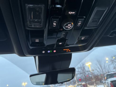 New 2026 GMC Yukon XL Elevation w/ Elevation Premium Package image 20