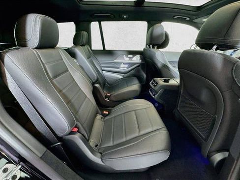 New 2026 Mercedes-Benz GLS 580 4MATIC image 26