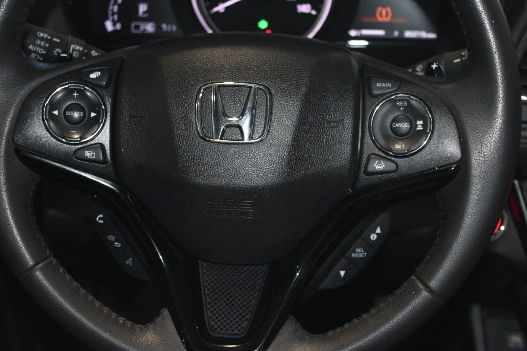 Used 2019 Honda HR-V Touring image 11