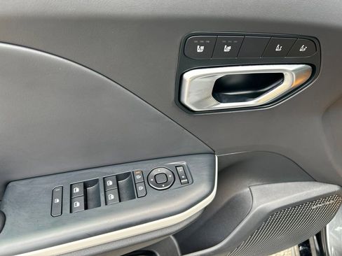 Used 2025 Kia K4 GT-Line w/ GT-Line Premium Package FWD image 13