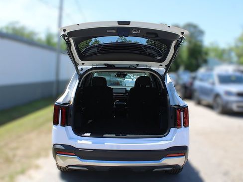 New 2026 Kia Sorento EX image 9