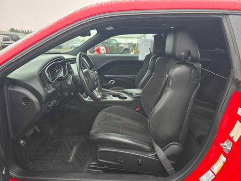 Used 2015 Dodge Challenger R/T w/ Quick Order Package 28D R/T image 10