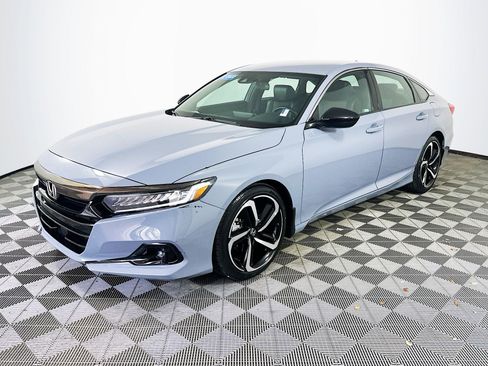 Used 2022 Honda Accord Sport image 3