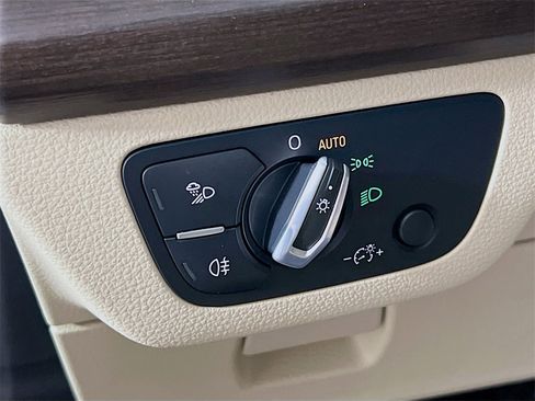 Used 2023 Audi Q5 2.0T Premium Plus w/ Premium Plus Package image 10