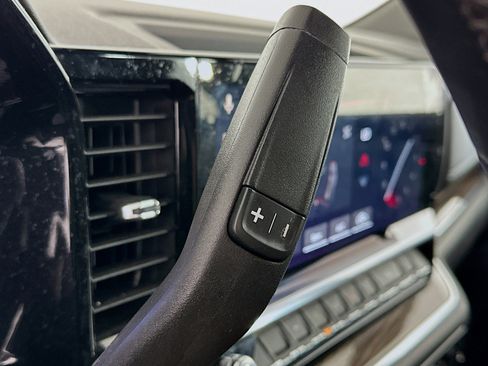 Used 2023 GMC Sierra 1500 Elevation image 25