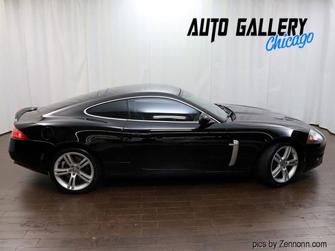 Used 2009 Jaguar XKR R RWD image 13