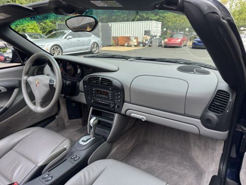 Used 2003 Porsche Boxster RWD image 31
