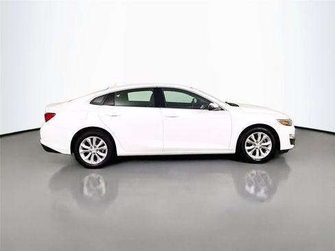 Used 2023 Chevrolet Malibu LT FWD image 17