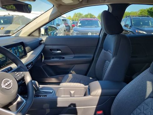 New 2026 Nissan Kicks SV w/ SV Premium Package FWD image 15