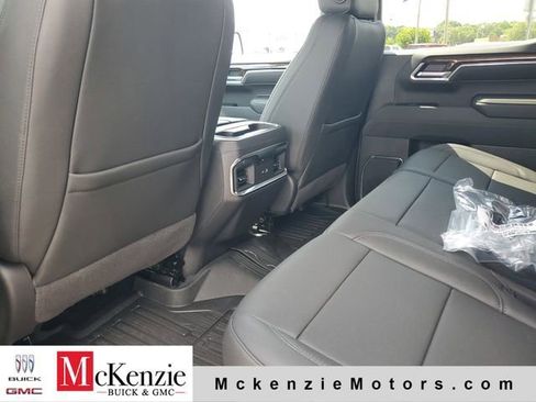 New 2026 GMC Sierra 1500 Elevation w/ Elevation Premium Package AWD/4WD image 21