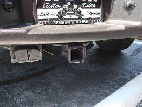 Used 2010 Ford F150 Lariat image 36