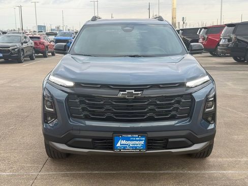 New 2026 Chevrolet Equinox LT w/ Convenience Package II image 3