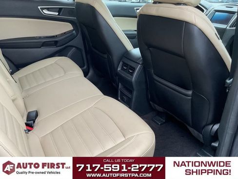 Used 2020 Ford Edge SEL AWD/4WD image 13