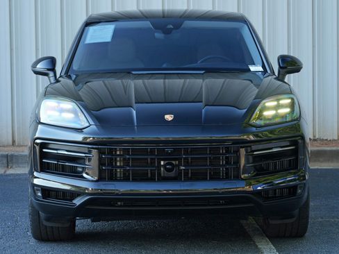 Used 2025 Porsche Cayenne Coupe AWD/4WD image 53