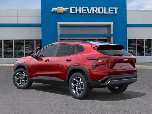 New 2026 Chevrolet Trax LT w/ Sunroof Package image 33