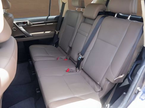 Used 2023 Lexus GX 460 Luxury w/ Accessory Package AWD/4WD image 26