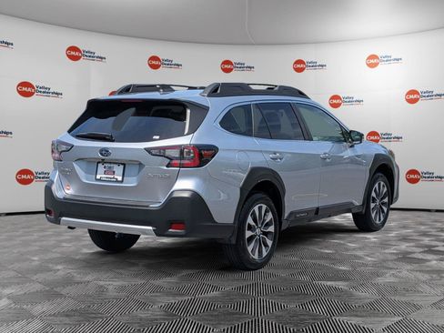 Certified 2025 Subaru Outback Limited AWD/4WD image 5