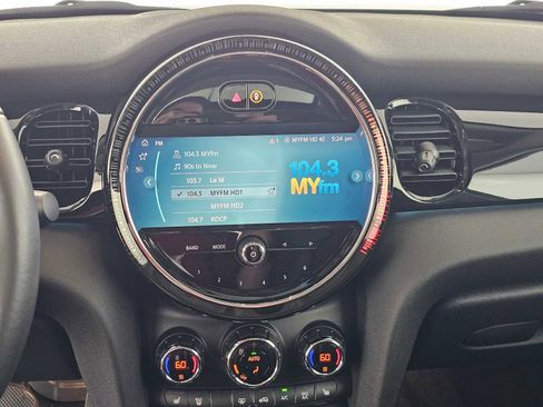 Used 2024 MINI Cooper SE image 23