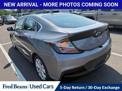 Used 2019 Chevrolet Volt Premier w/ Driver Confidence II Package FWD image 7