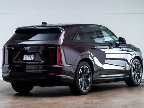 Used 2025 Cadillac Escalade IQ Sport 2 AWD/4WD image 6