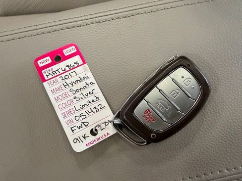 Used 2017 Hyundai Sonata Limited w/ Ultimate Package 02 FWD image 44