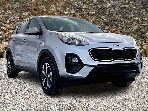 Used 2020 Kia Sportage LX image 9