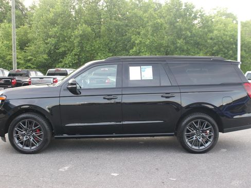 Used 2025 Ford Expedition Max Platinum w/ Stealth Performance Package AWD/4WD image 4