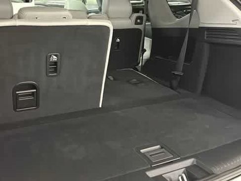 Used 2022 Acura MDX SH-AWD w/ Technology Package image 31