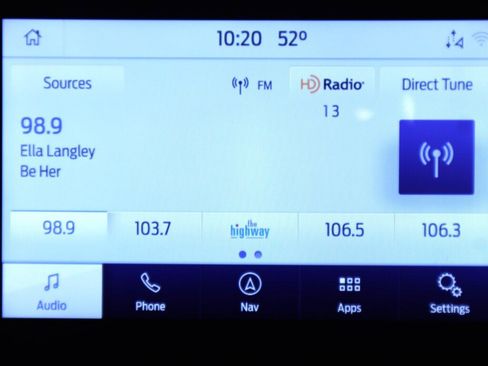 Used 2022 Ford Transit Connect XLT FWD image 16