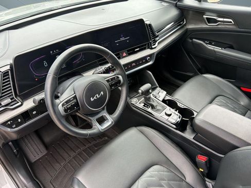 Used 2025 Kia Sportage X-Line w/ Premium Package AWD/4WD image 4