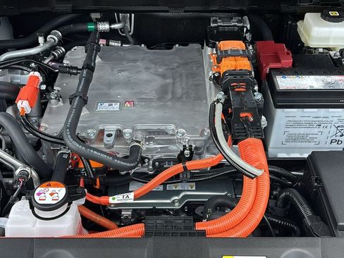 New 2026 Toyota bZ FWD image 32