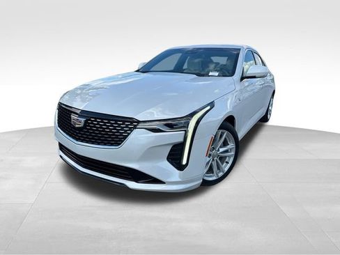 Used 2023 Cadillac CT4 Luxury w/ Sun And Sound Package RWD image 9