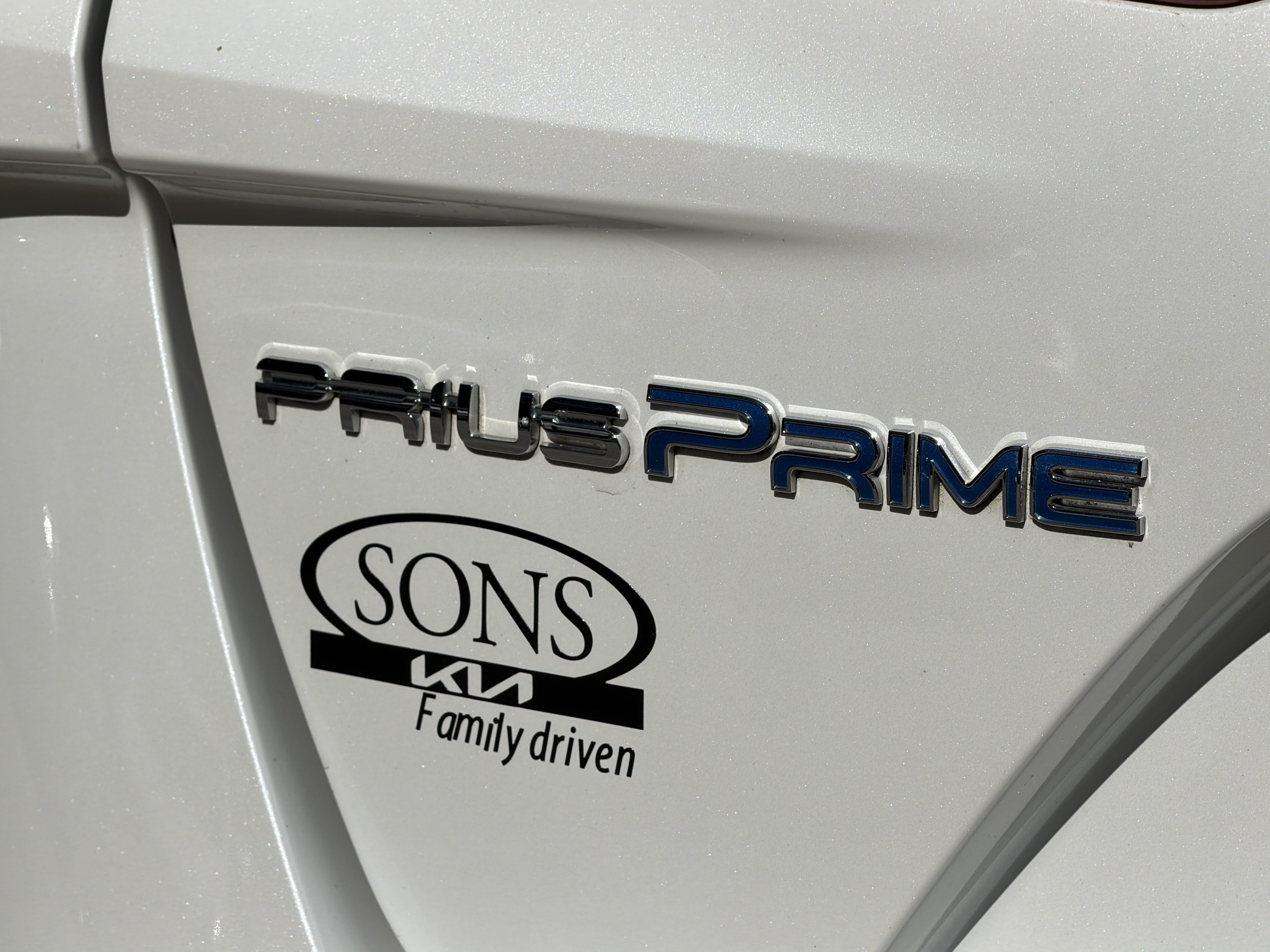 Used 2017 Toyota Prius Prime Premium FWD image 24