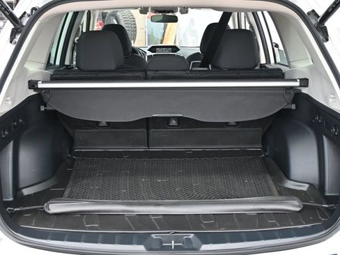 Used 2021 Subaru Forester Premium AWD/4WD image 23