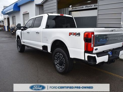 Certified 2024 Ford F350 Platinum w/ FX4 Off-Road Package image 19