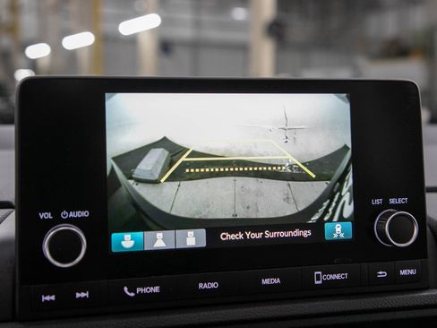 Used 2025 Honda CR-V EX image 27