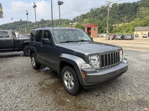 Used 2012 Jeep Liberty Sport w/ Popular Equipment Group AWD/4WD image 6