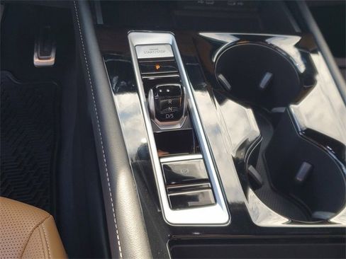 Used 2024 Volkswagen Atlas Cross Sport SEL R-Line image 30