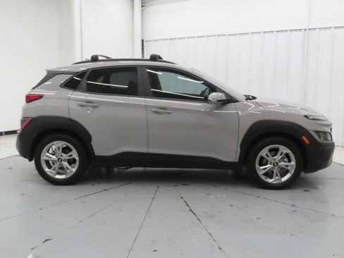 Used 2023 Hyundai Kona SEL FWD image 2