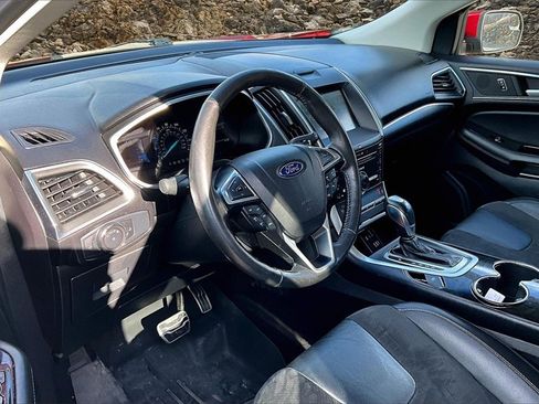Used 2015 Ford Edge Sport image 12