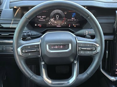 New 2025 GMC Acadia Elevation image 12